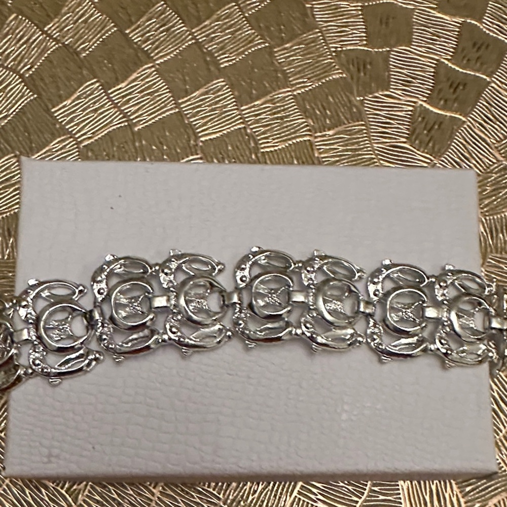 Elegant Silver Bracelet